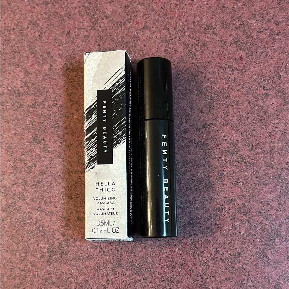 ****SOLD****  Fenty Beauty Hella Thicc Volumizing Mascara Sample